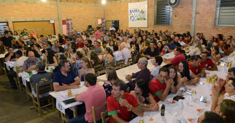 Festa do Porco abre as festividades de aniversário de Barra do Rio Azul