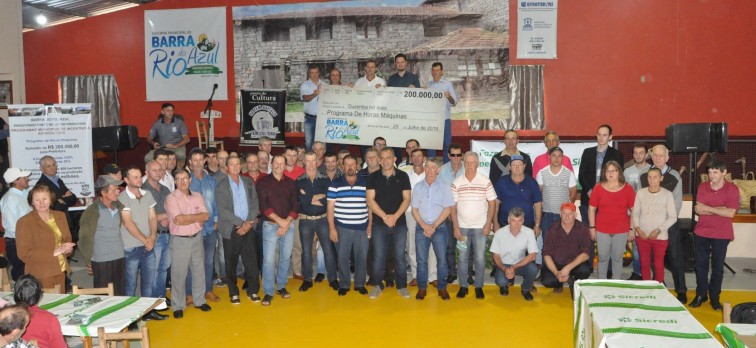 Barra do Rio Azul celebra Dia do Colono e Motorista e lança mais um programa de incentivo